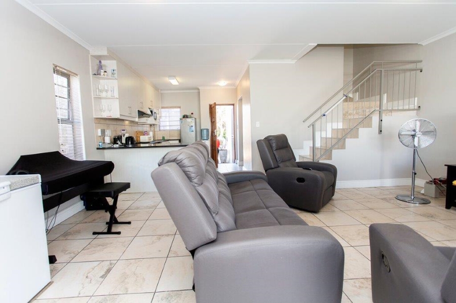 3 Bedroom Property for Sale in Protea Heights Western Cape